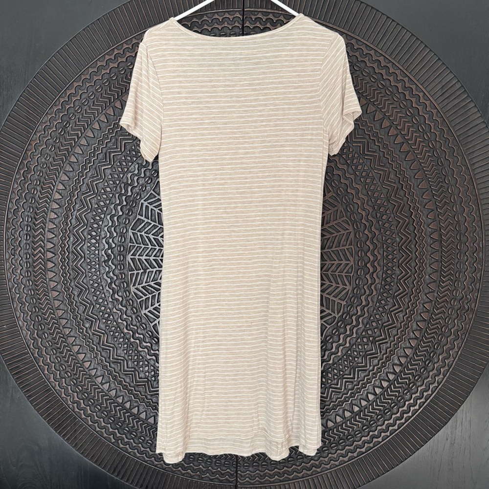 Kindred Bravely Eleanora Bamboo Maternity Nursing Dress M Oatmeal Stripe Beige - Picture 4 of 11